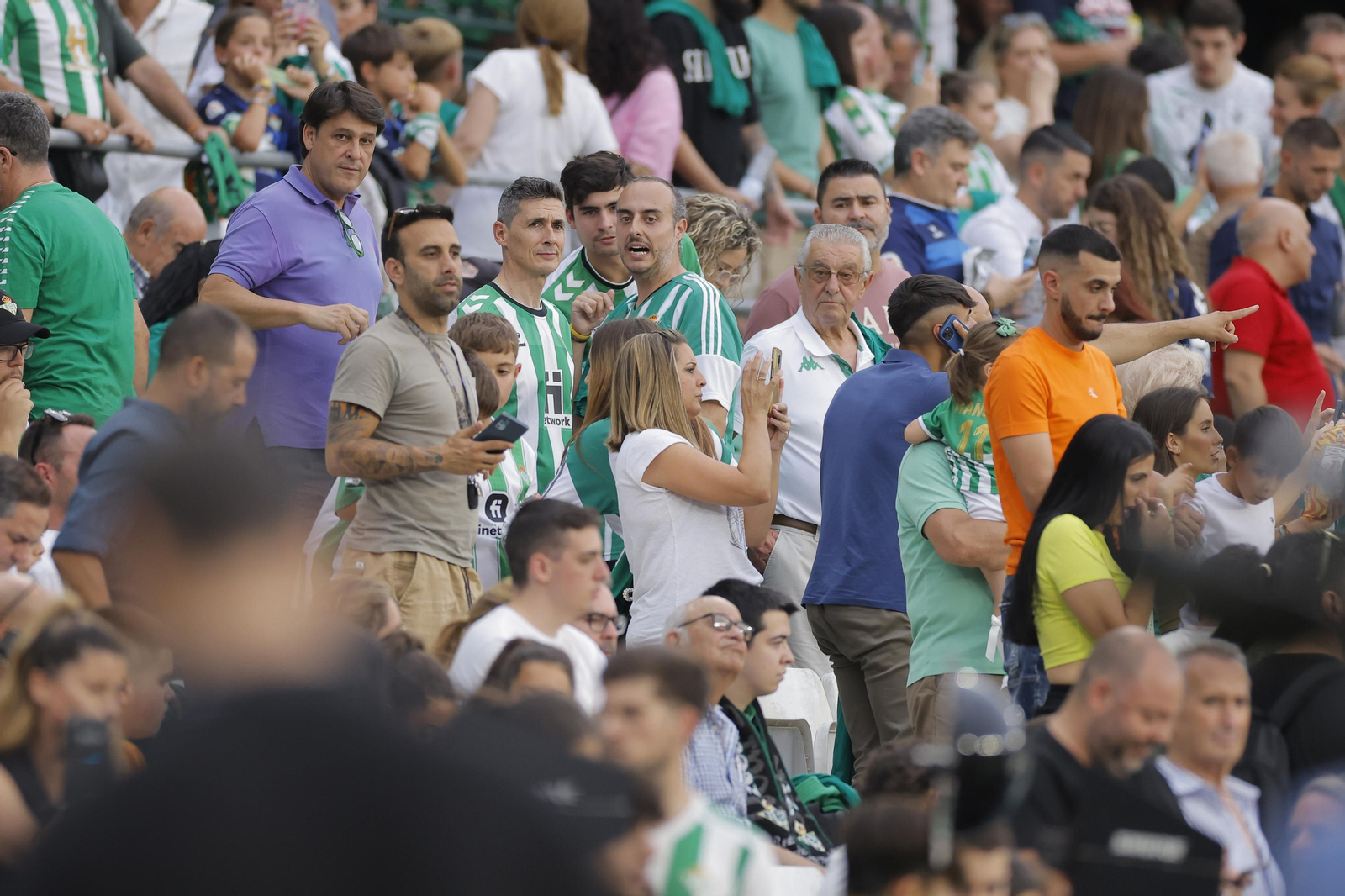 Búscate en las fotos de la despedida de Joaquín