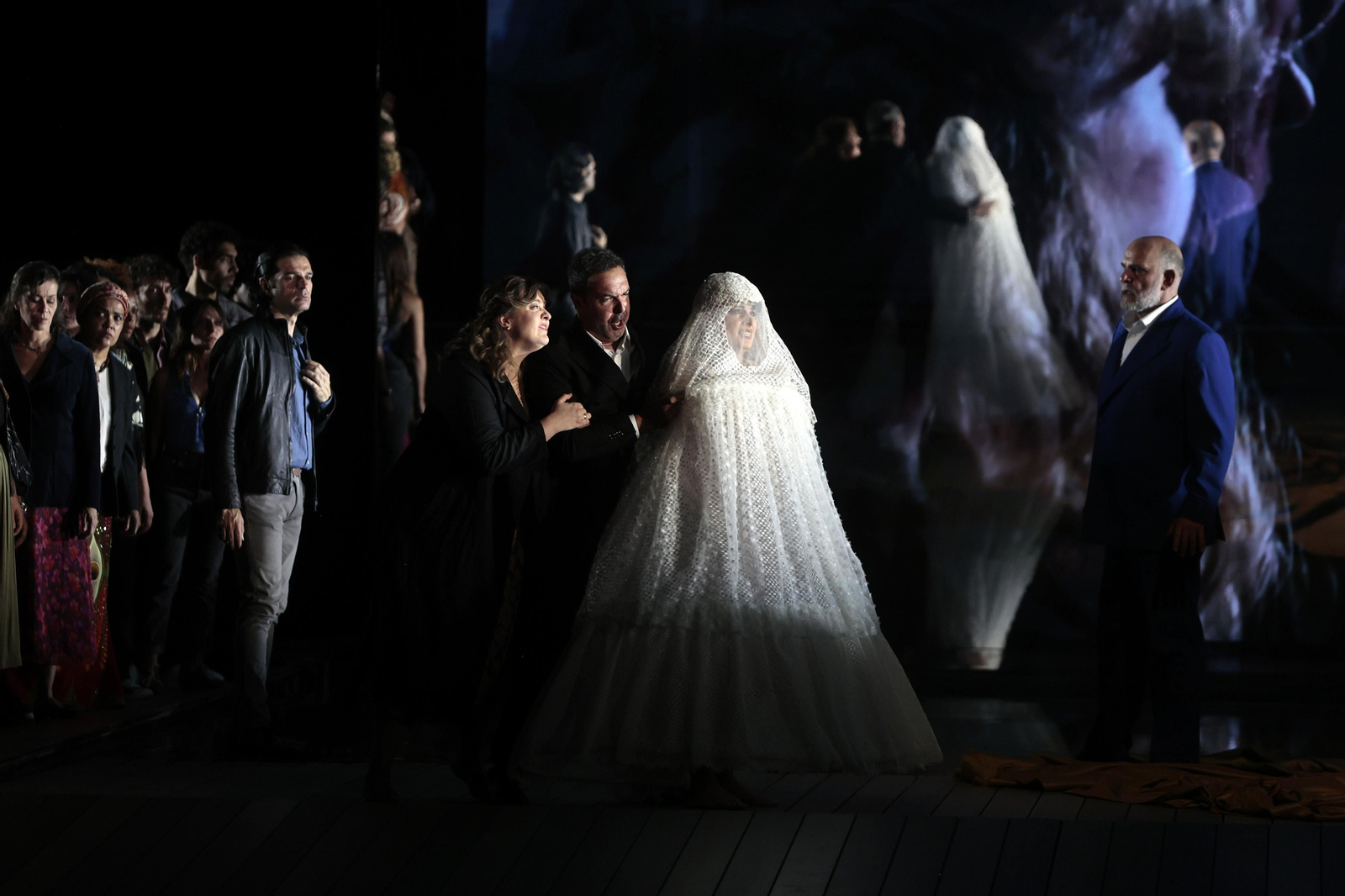 Las imágenes de la ópera en el Teatro Maestranza