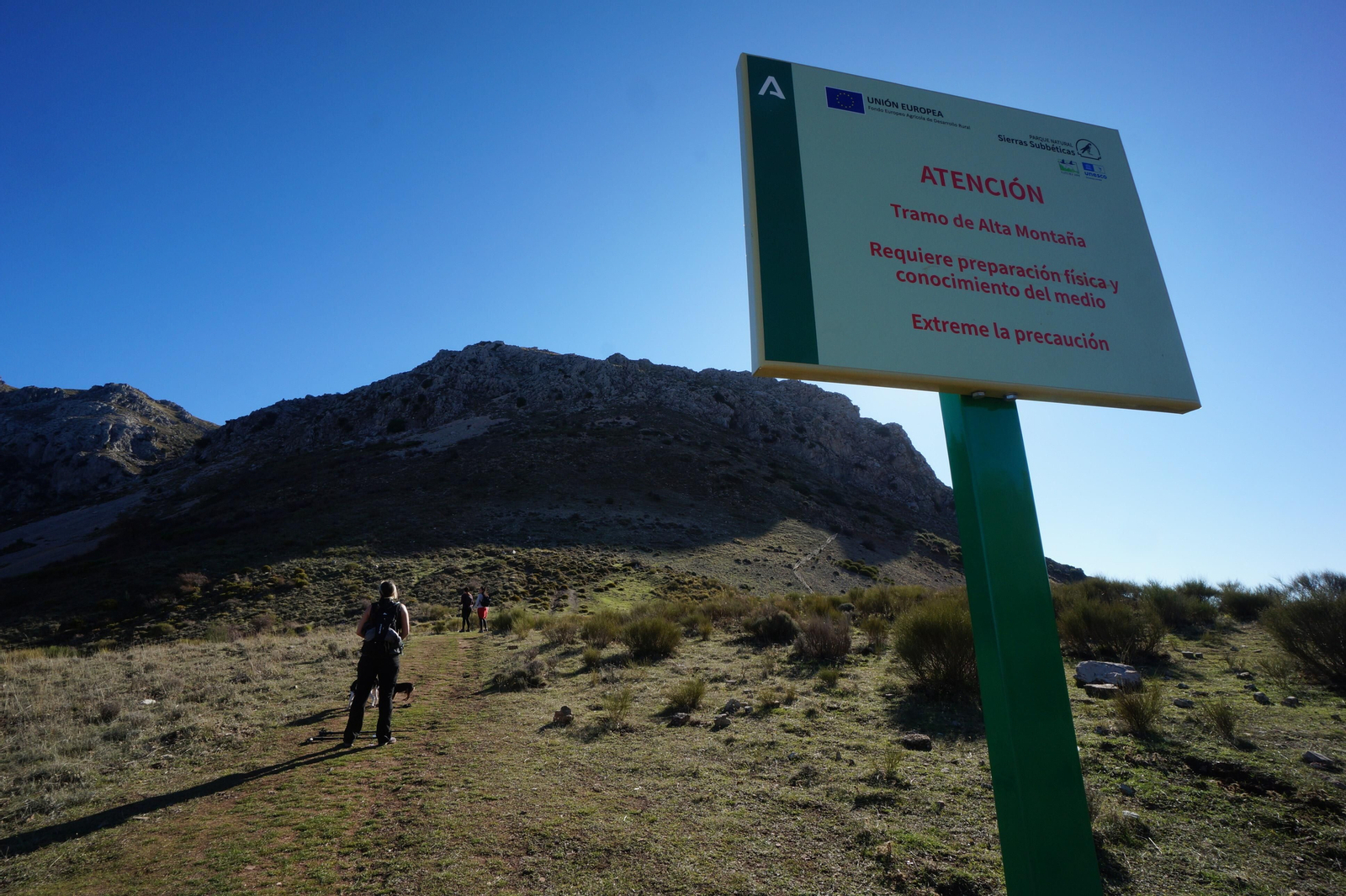 Un recorrido en fotografías de la subida a la Tiñosa, el pico más alto de Córdoba
