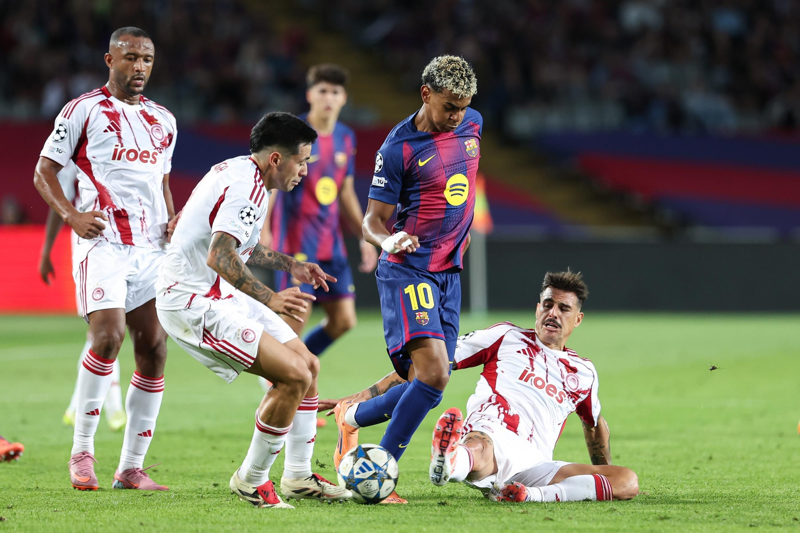 Las fotos del Barcelona-Olympiacos