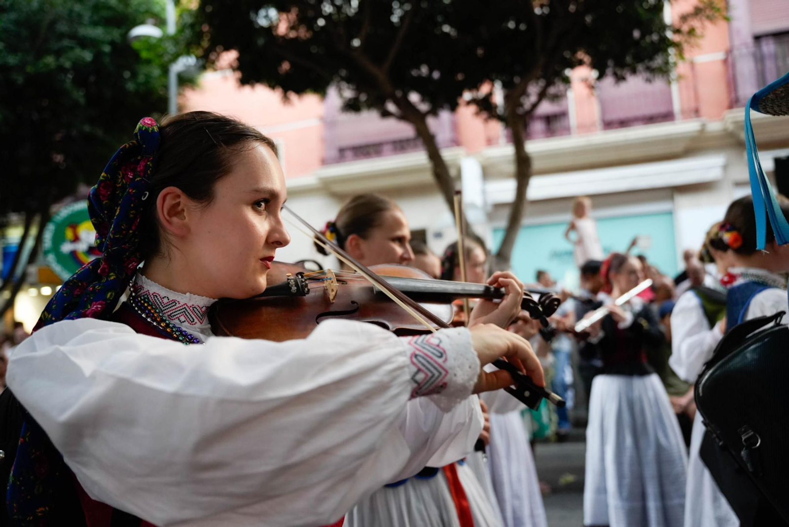 Así se ha vivido la Batalla de Flores en la Feria de Almería