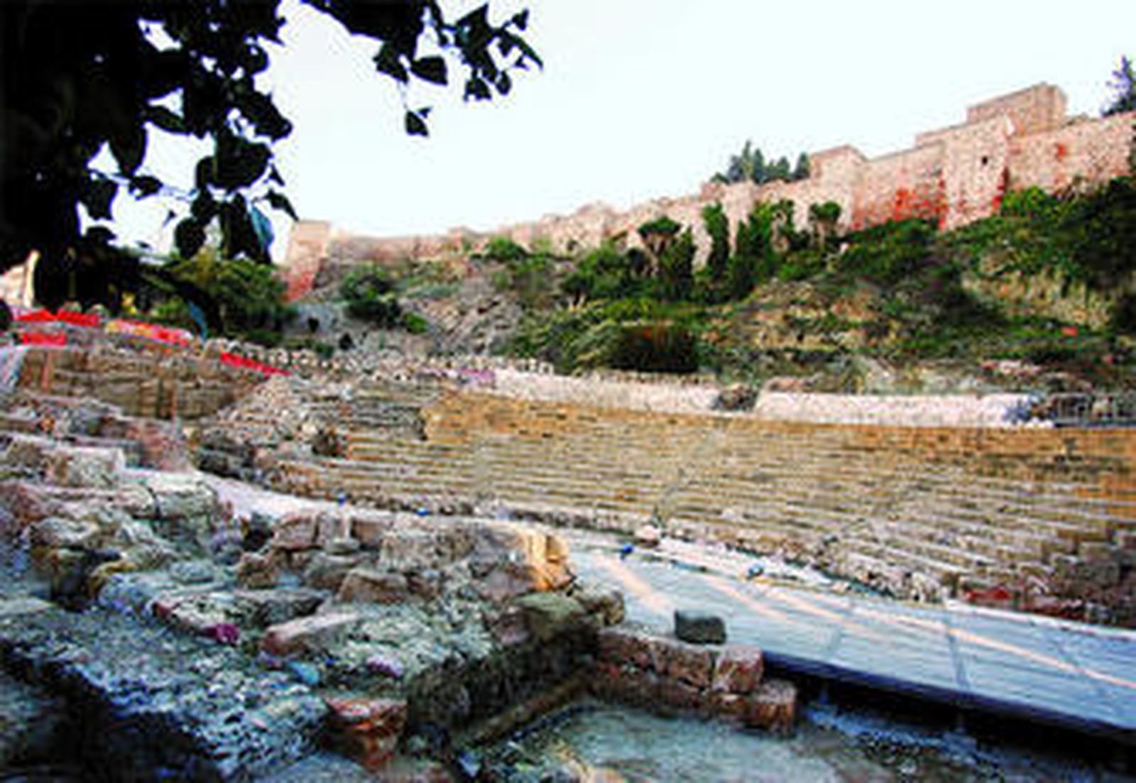 Los restos del Teatro Romano fueron descubiertos en 1951.