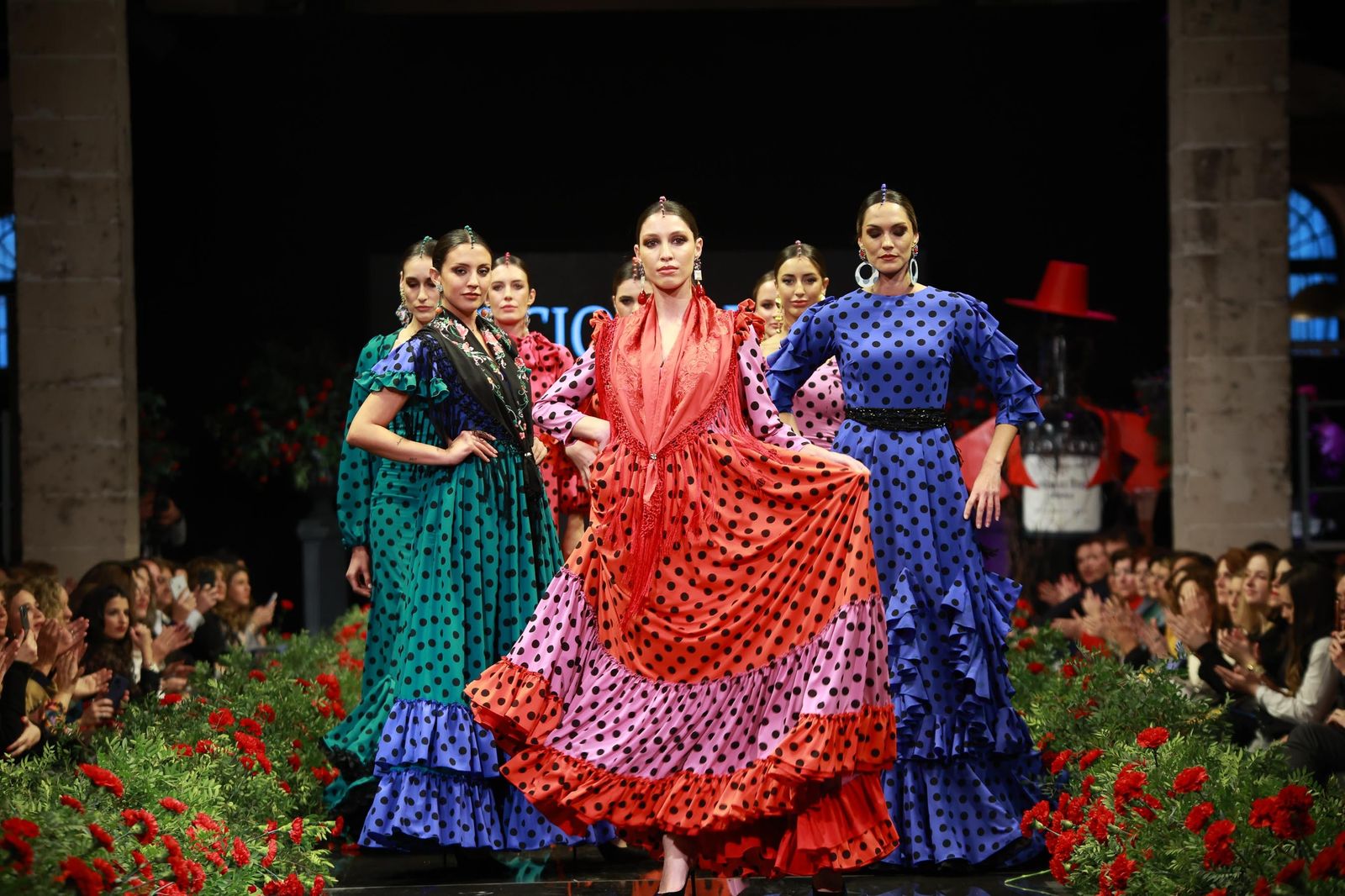 Desfile de Rocío Martín de Gitana en la Pasarela Flamenca Jerez Tío Pepe 2023