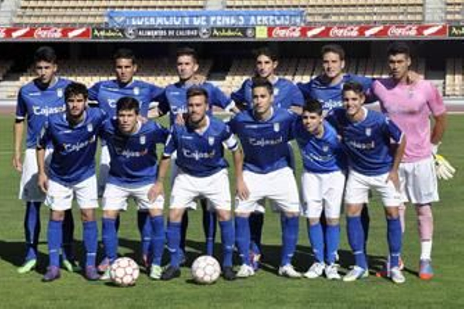 Formación del Xerez B ante la Peña Rociera.