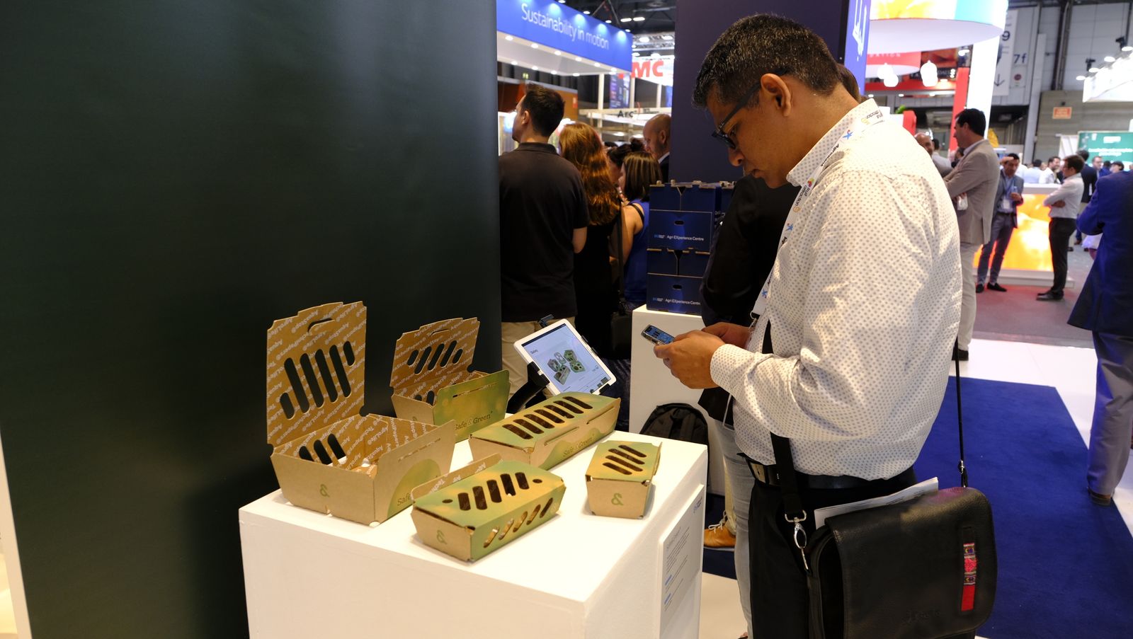 Imágenes del primer día de Fruit Attraction en Madrid