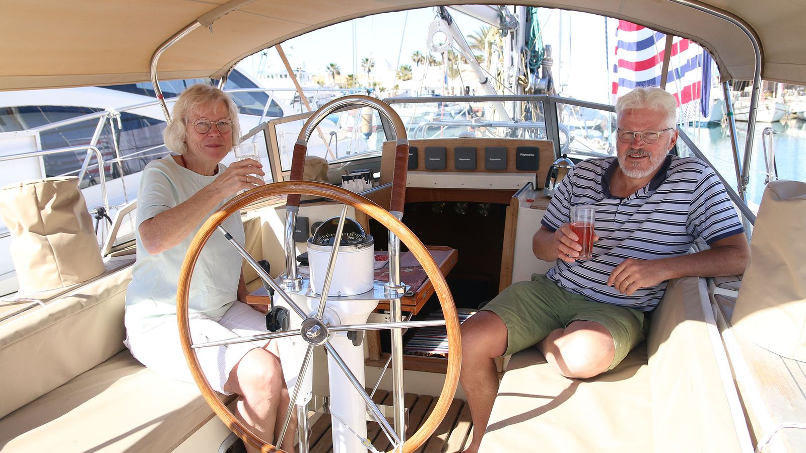 Brindan cada día por la fortuna de poder cumplir su sueño