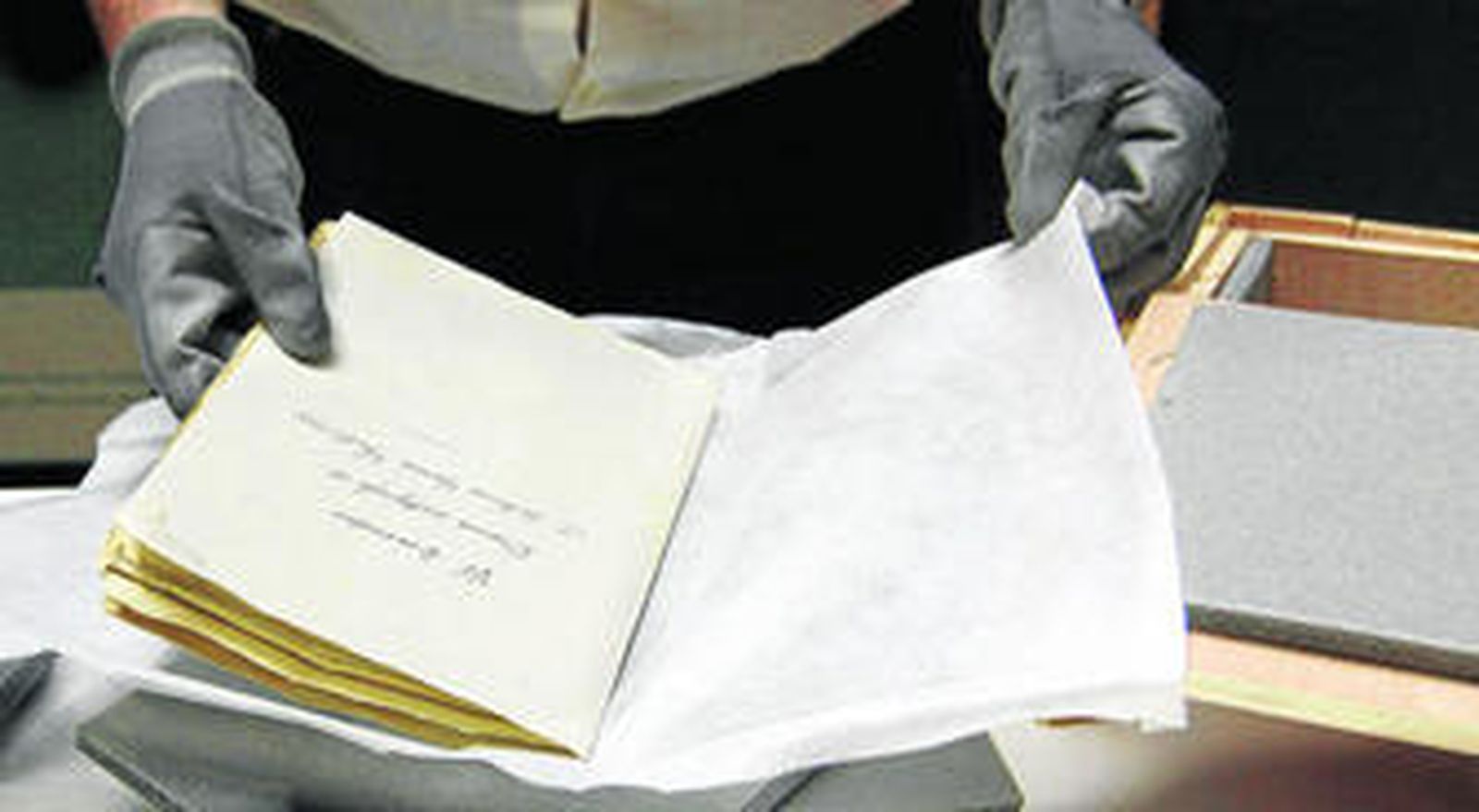 La obra 'El Trovador' a su llegada al Museo de la Ciudad a principios del pasado mes de junio.