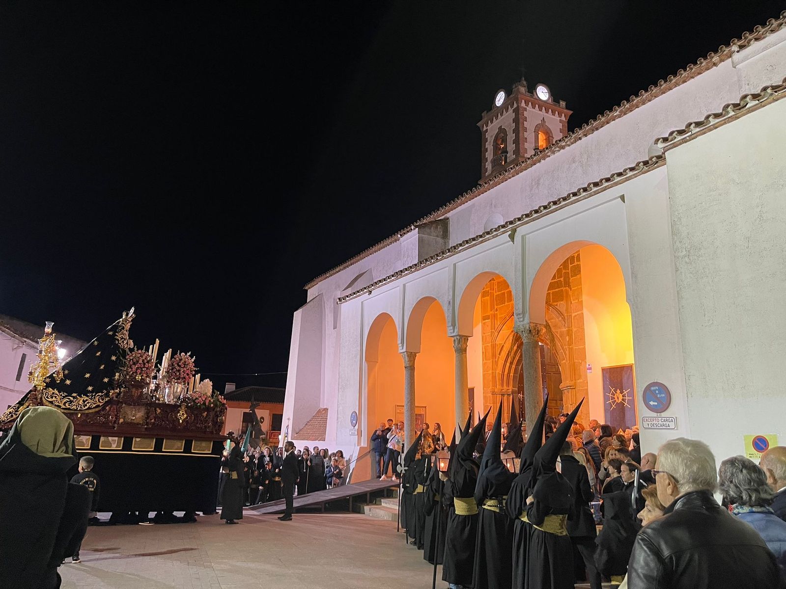 Viernes Santo en Fuente Obejuna: La procesión del Santo Entierro, en imágenes