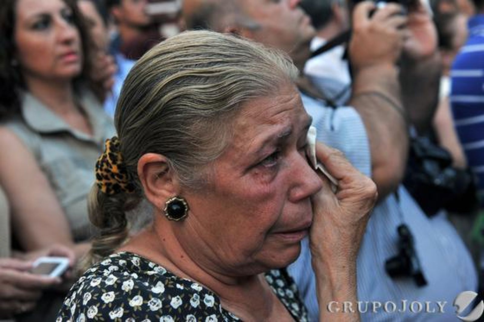 Los devotos de la virgen se emocionan al verla. 

Foto: Juan Carlos Vázquez