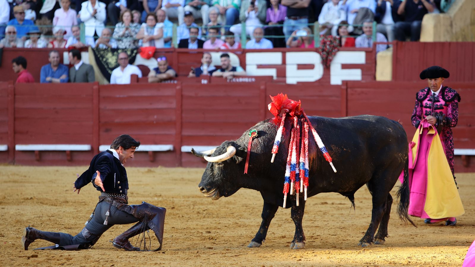 Andy Cartagena, Diego Ventura y Lea Vicens en la corrida de rejones de la Feria de Jerez 2024
