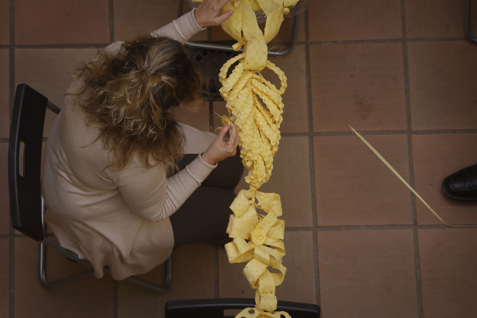 La elaboración de palmas rizadas en la Divina Pastora, todas las imágenes