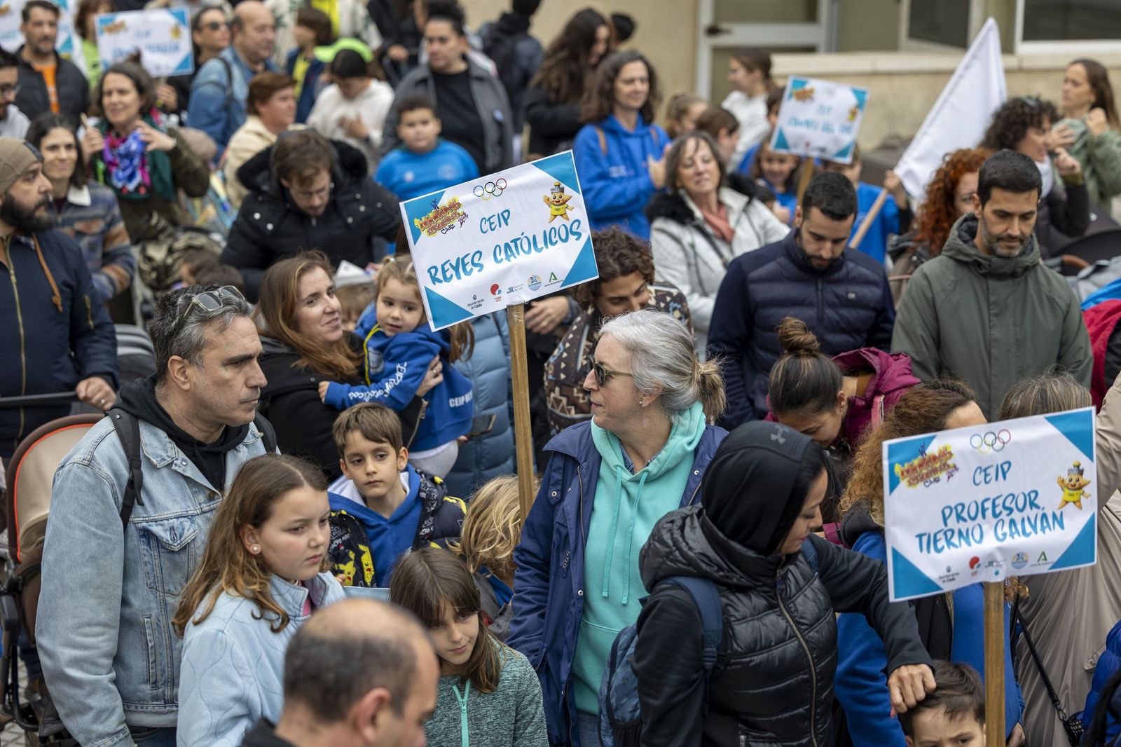 Las imágenes de la inauguración de VI Olimpiadas Escolares de la Escuela Pública de Cádiz
