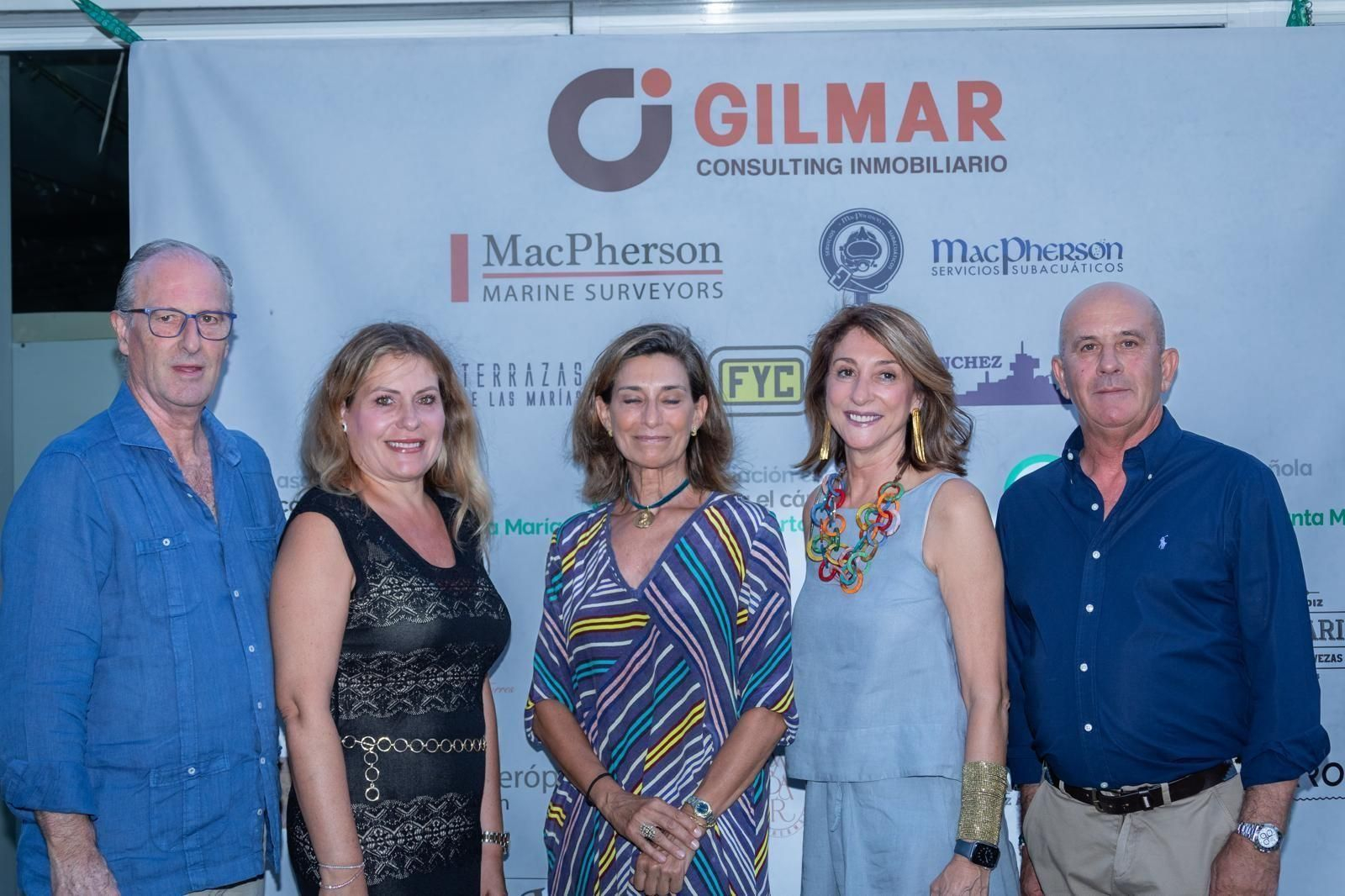Guillermo Macpherson, Auxi López Magdaleno, Concha Arteaga, Pilar Benítez del Castillo y Mariano Coca.
