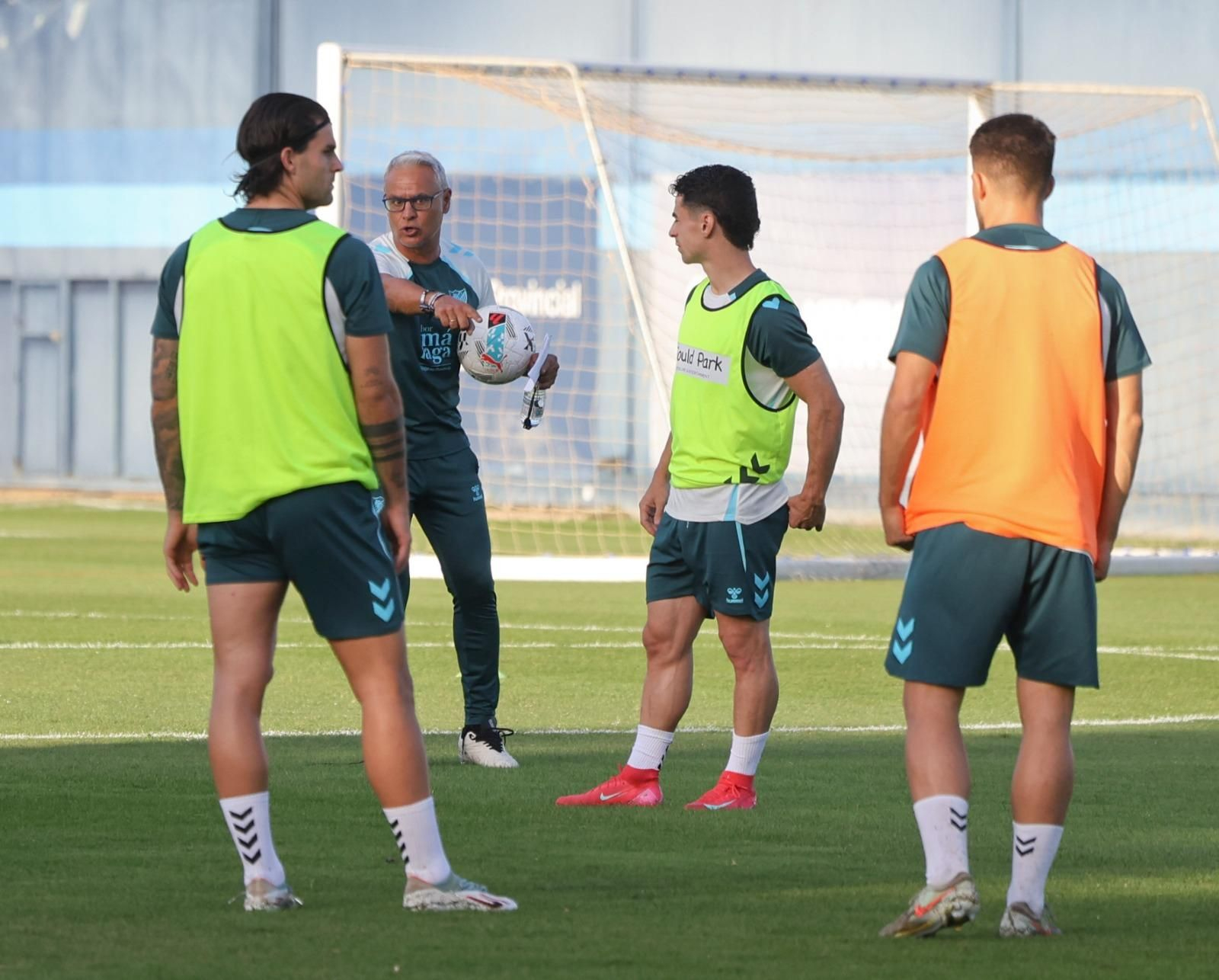 Izan Merino y Aaron Ochoa, las caras positivas; Larrubia, la negativa