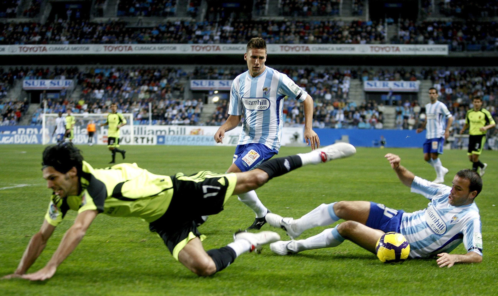 ¿Cómo era la camiseta Umbro en la que se basa la del Málaga CF 2025/26