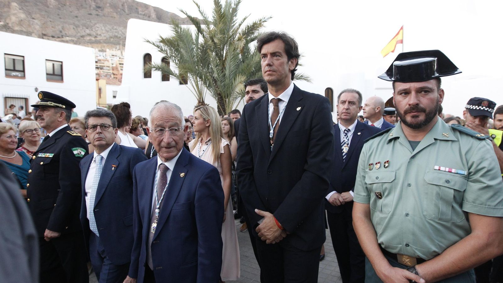 Gabriel Amat y Juanjo Salvador, en la comitiva de autoridades.