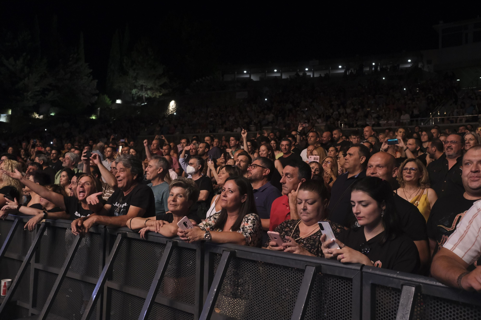 El concierto de Medina Azahara en el Festival de la Guitarra de Córdoba, en fotografías