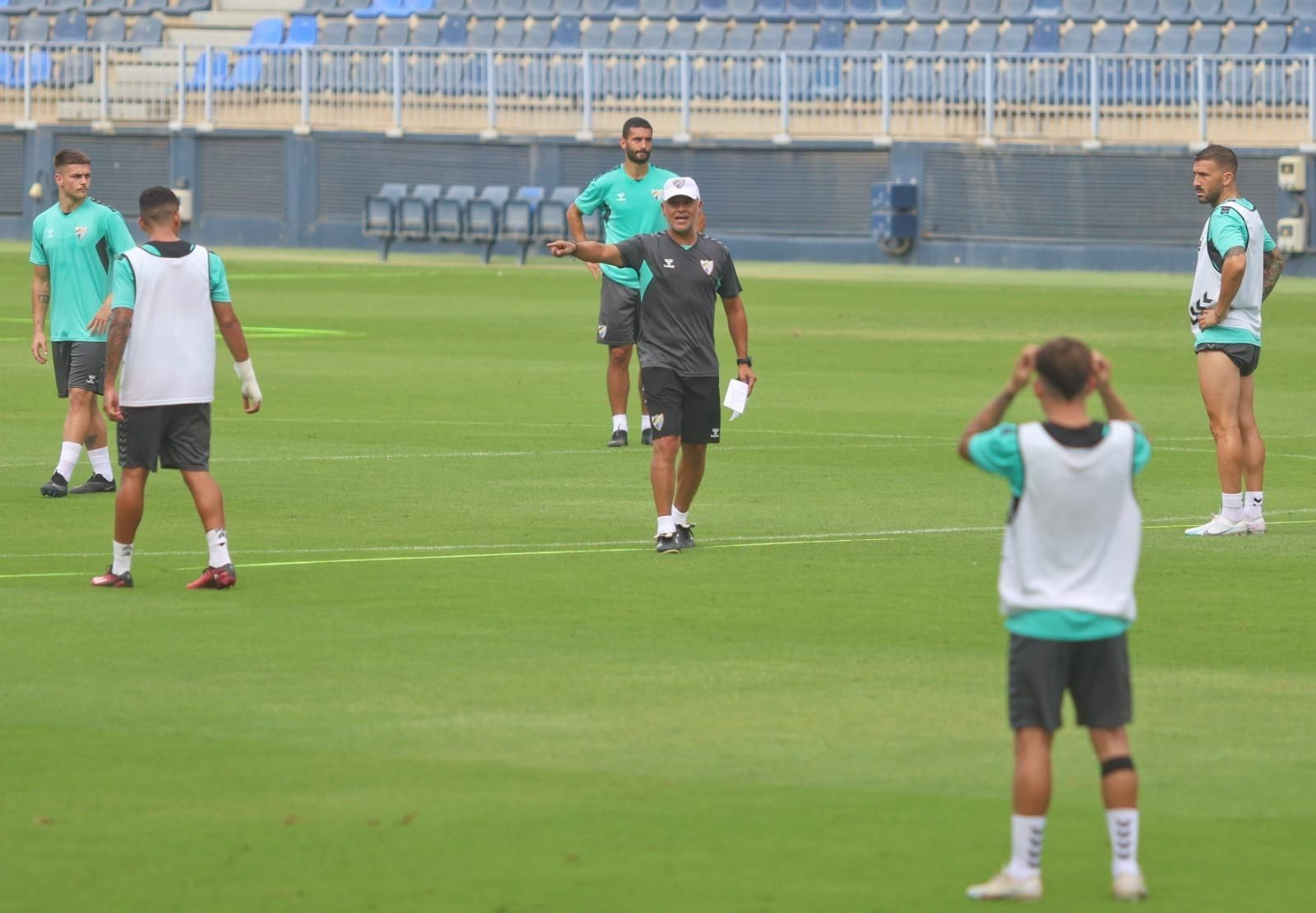 El Málaga CF vuelve a casa