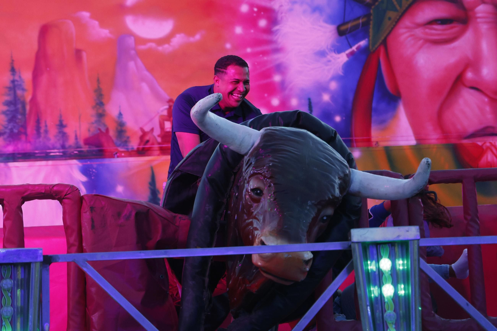 Búscate en las fotos del martes en la Feria de Tarifa 2025