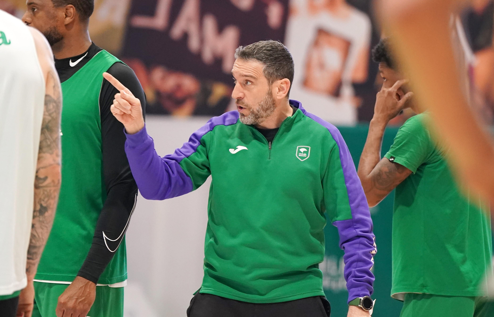 El Unicaja se entrena en Los Guindos en la víspera del debut en la Copa del Rey