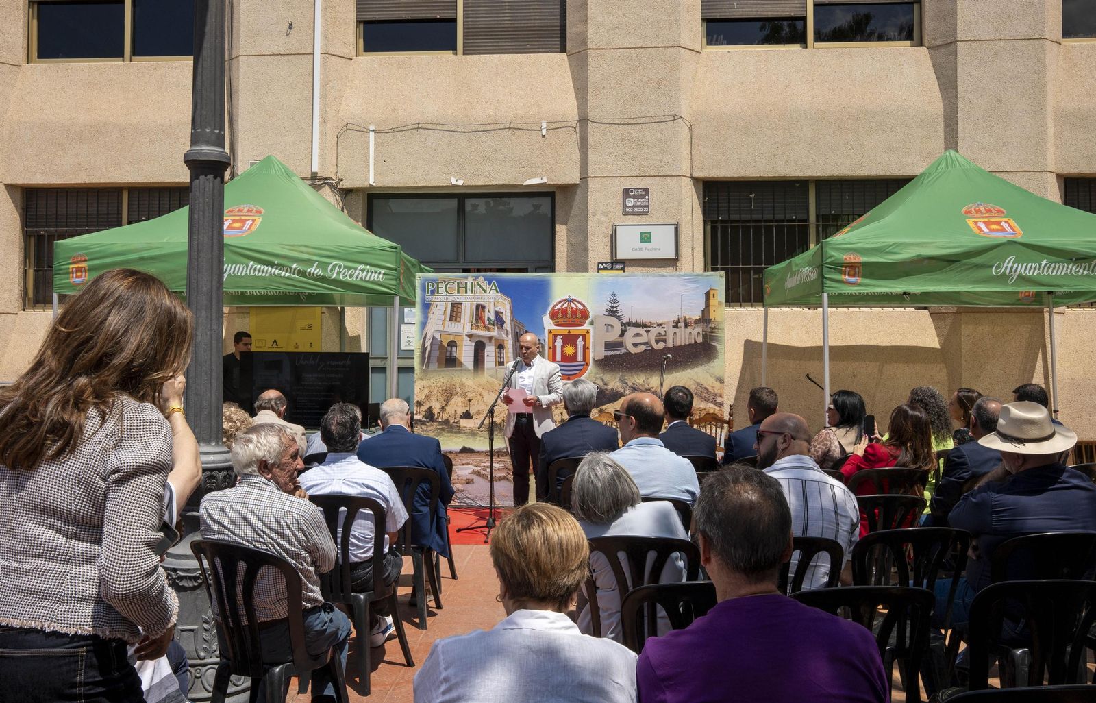 Las imágenes del homenaje a Juan Mañas, víctima del caso Almería