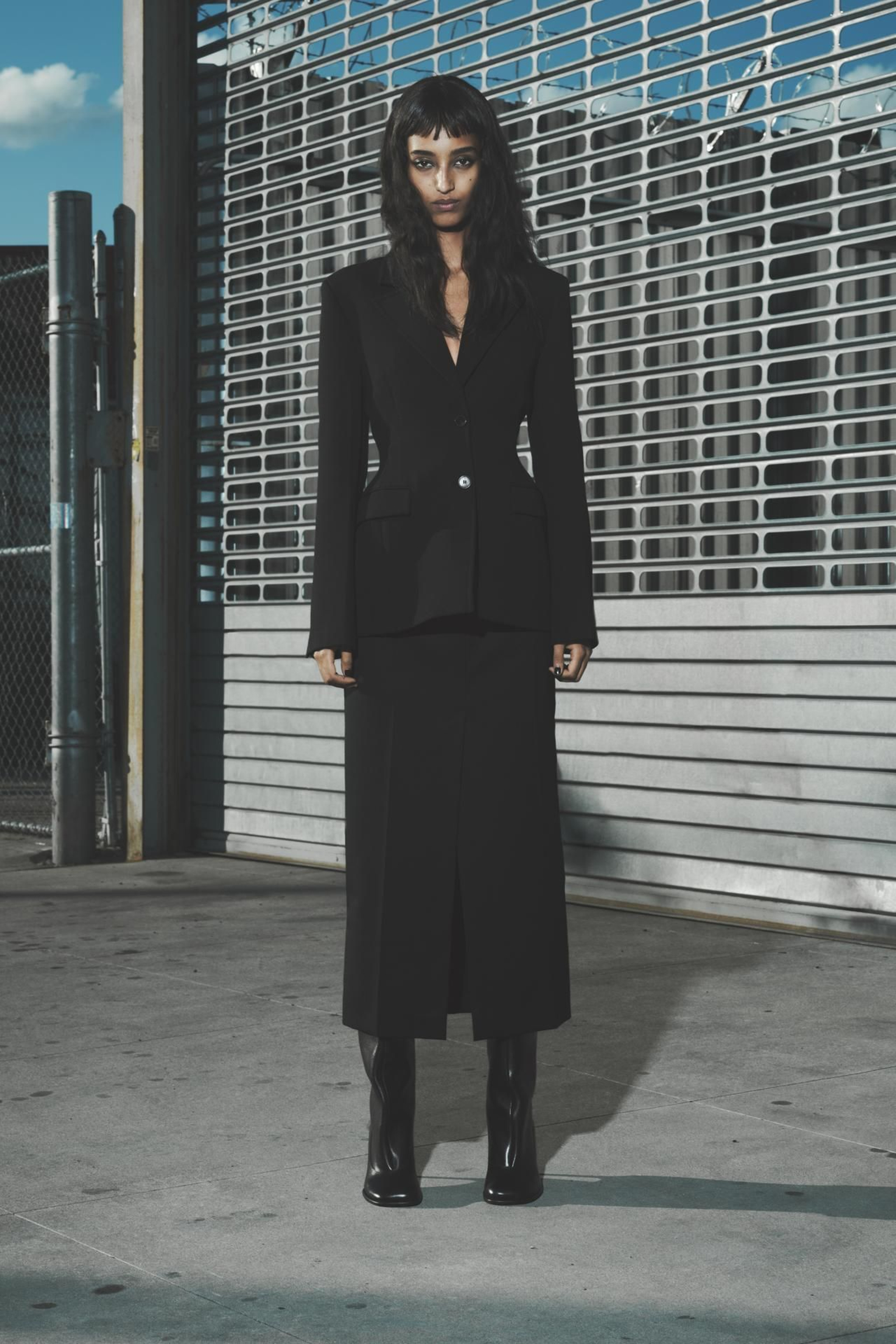 Blazer entallada con hombreras