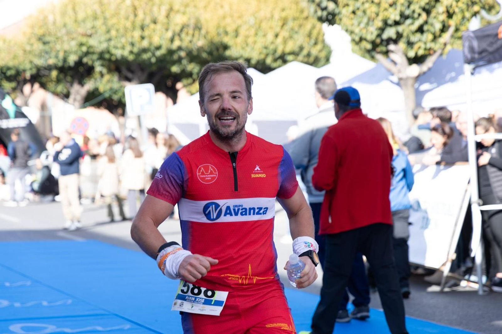 En imágenes: multitudinaria e histórica XXIX Media Maratón 'Ciudad de Jaén' y 10k en memoria de Paco Manzaneda