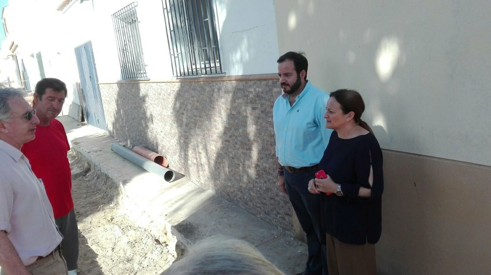 Ricardo Estella en la calle Huelva durante las obras.