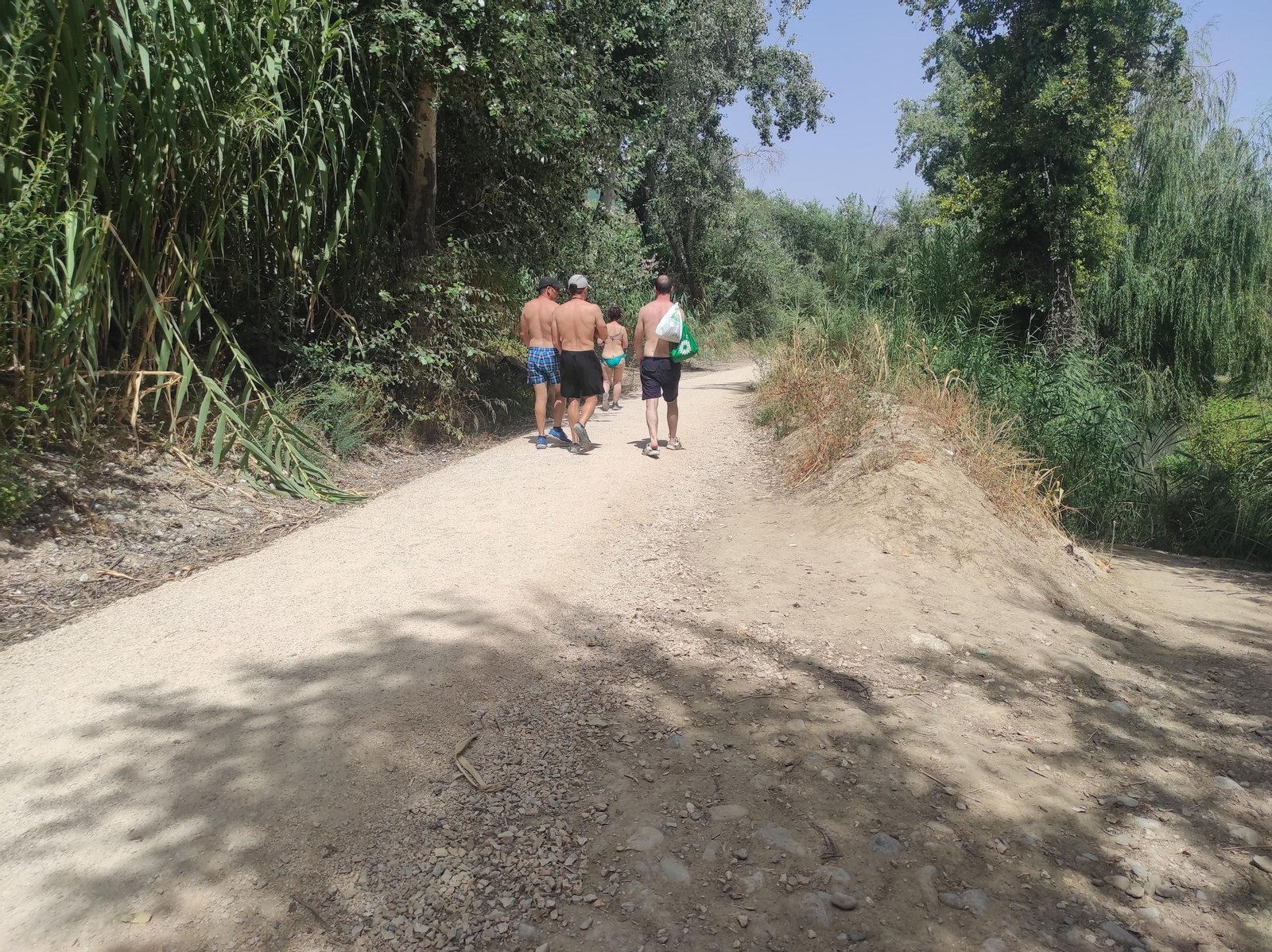 Ruta senderista y por el agua en Los Cañones de Río Frío de Jaén