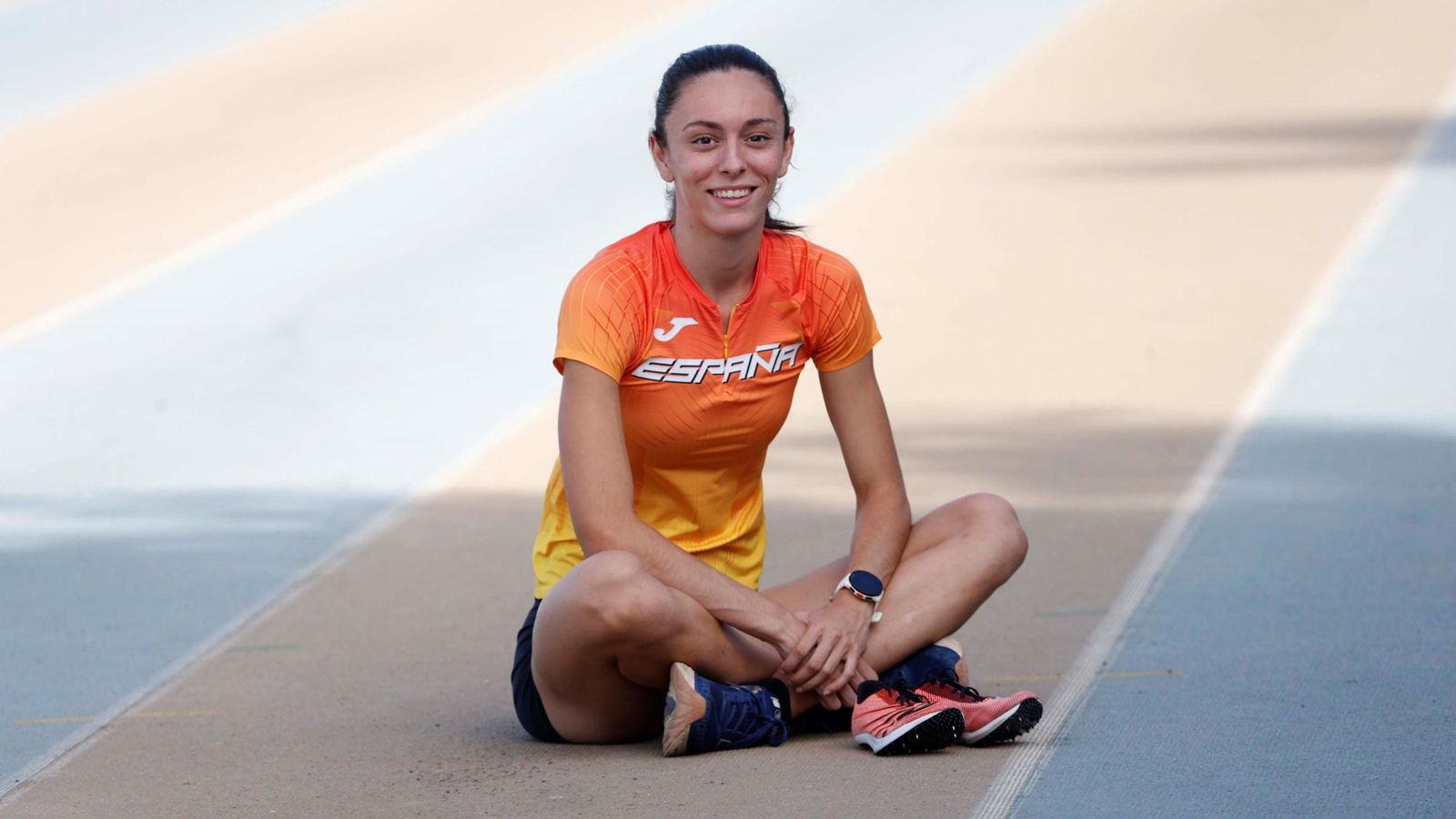 Ana Prieto, en las pistas de atletismo de Algeciras.