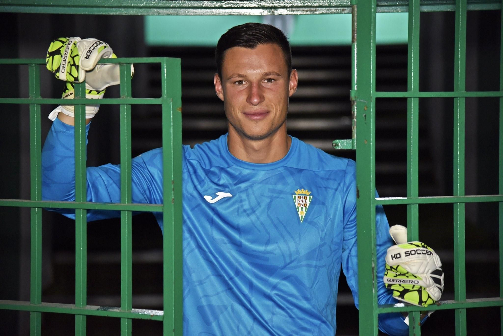 Camiseta de porteros del Córdoba CF 2024-25.