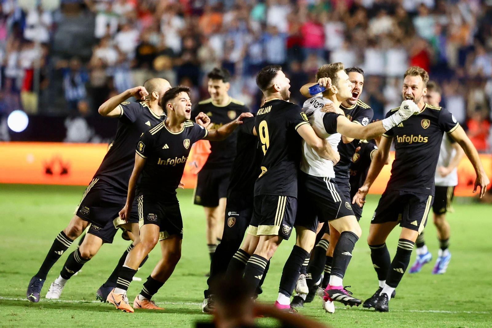 Los partidos de la Final Four de la Kings y Queens Cup, en fotos