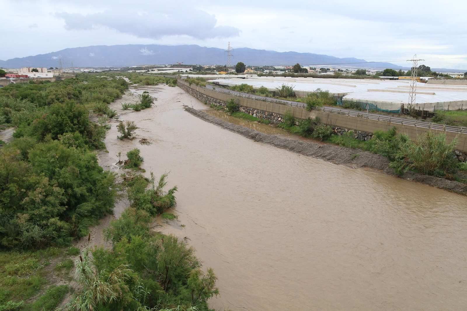 Imágenes de la lluvia en Almería.