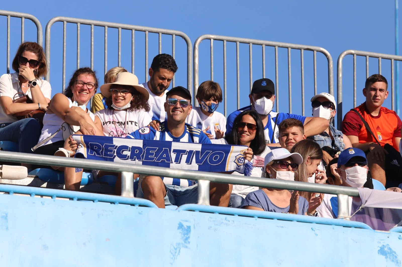 Imágenes del Ciudad de Lucena-Recreativo de Huelva