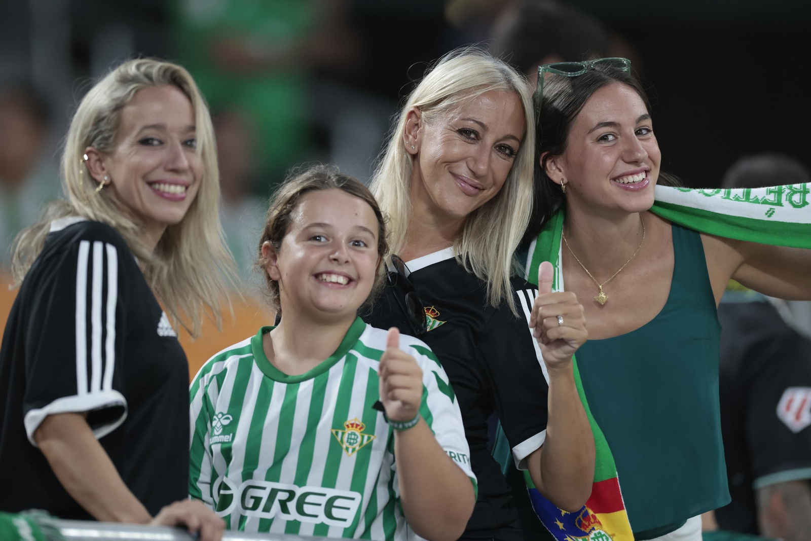 Búscate en las fotos del Betis - Real Sociedad