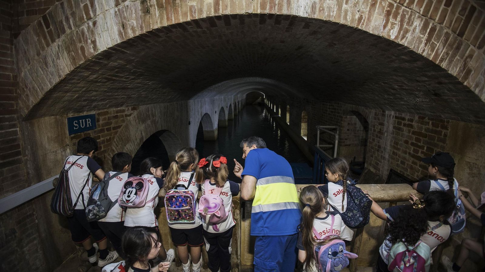 Escolares de Jerez celebran el Día Mundial del Agua en el Zoo