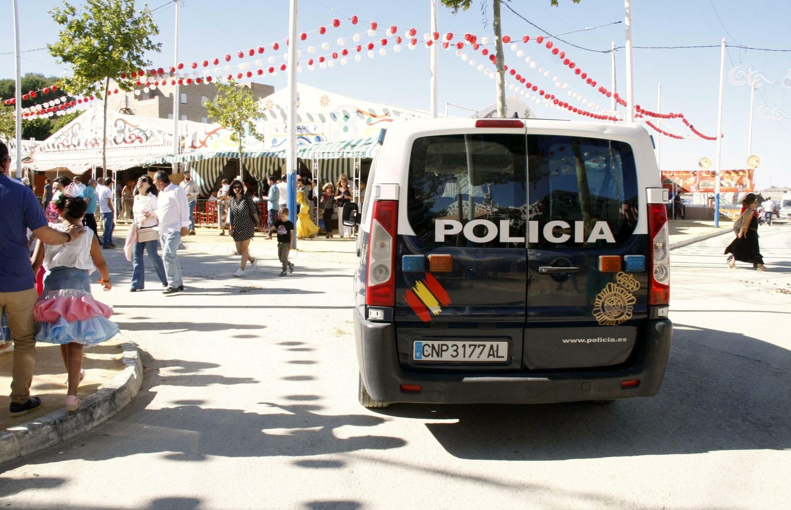 La presencia policial en el Real ha sido muy intensa en estos días, siendo muy frecuente encontrar a varios grupos de agentes a diversas horas.