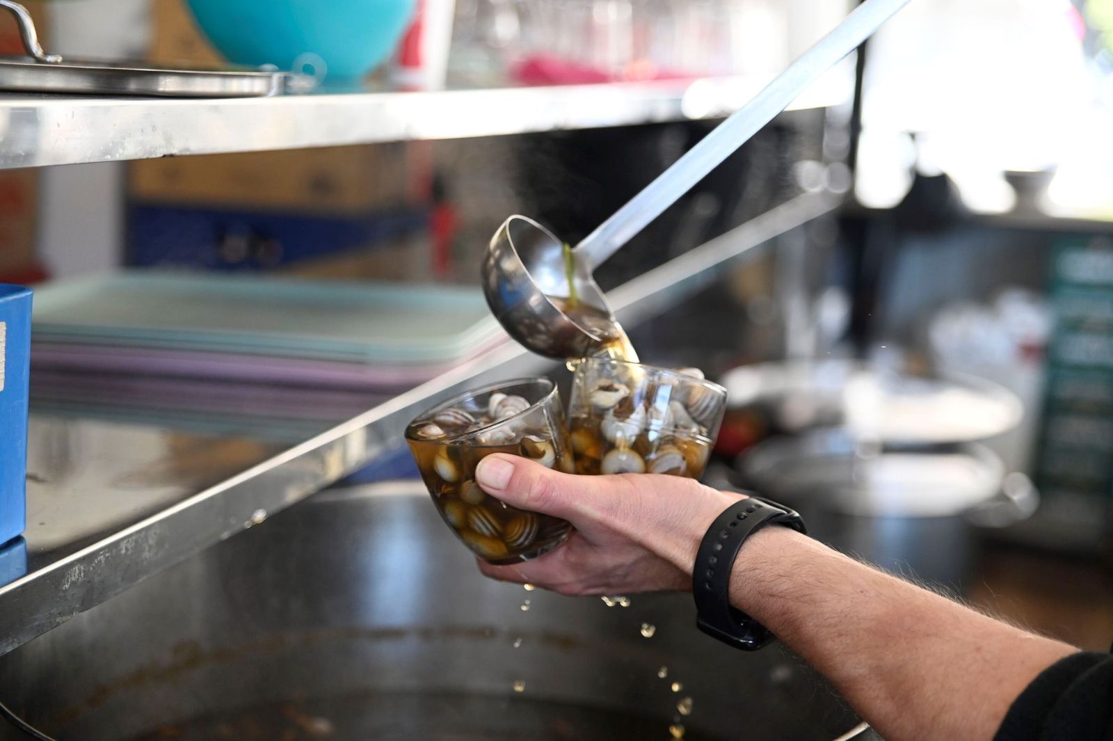 El arranque de la temporada de caracoles en Córdoba, en imágenes