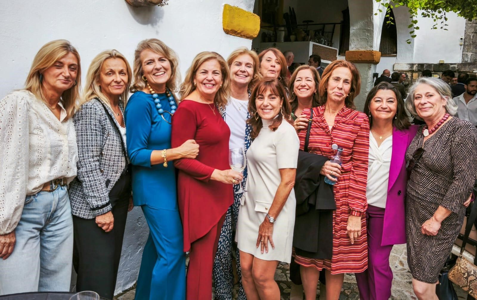 Rocío García, Julia Medina, María Jesús Vozmediano, María José Picón, Montse Luna, Begoña Aguayo, Marián García de Quevedo, Isabel Marín, Cristina Valle, María del Carmen Merino y Mercedes Moledo.