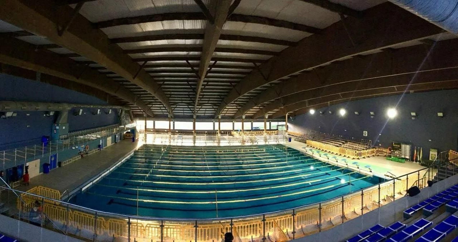 La piscina cubierta de Los Barrios, cerrada desde enero de 2025.