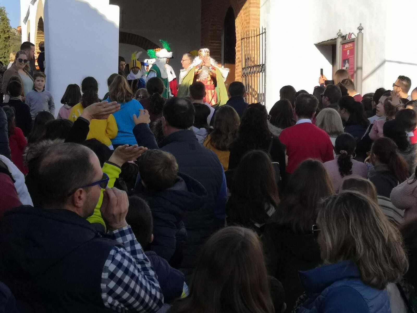 Imágenes de las cabalgatas de Reyes en la Sierra