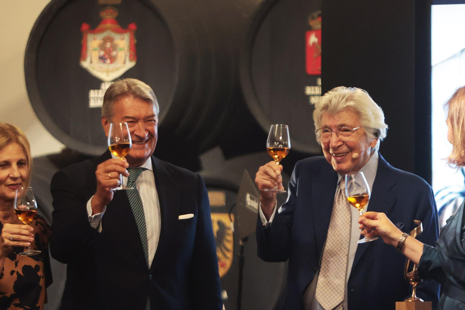 Manuel Alejandro sienta Cátedra con el vino de Jerez