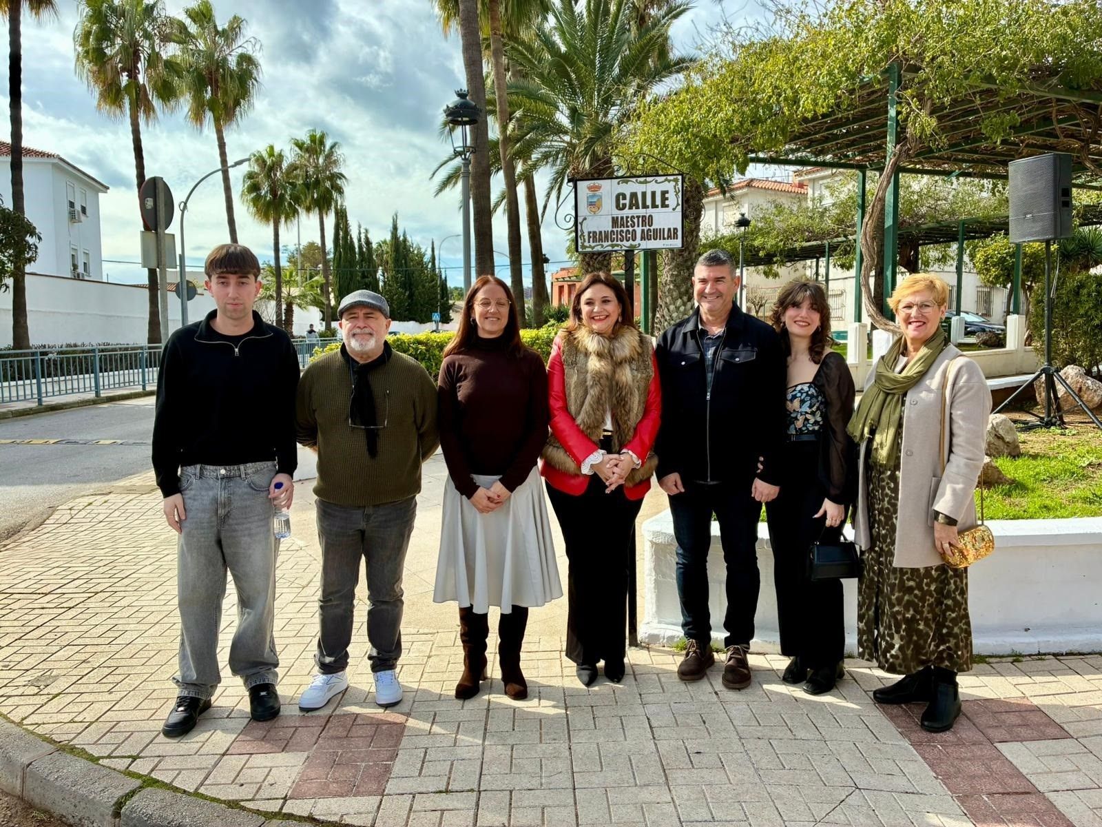 Torremolinos homenajea con una calle a Francisco Aguilar en reconocimiento a una vida dedicada a la enseñanza