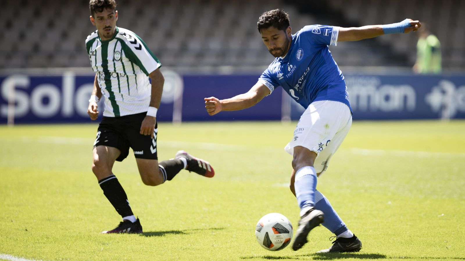 Erik Aguado jugó y marcó en el último partido de liga ante el Torremolinos.