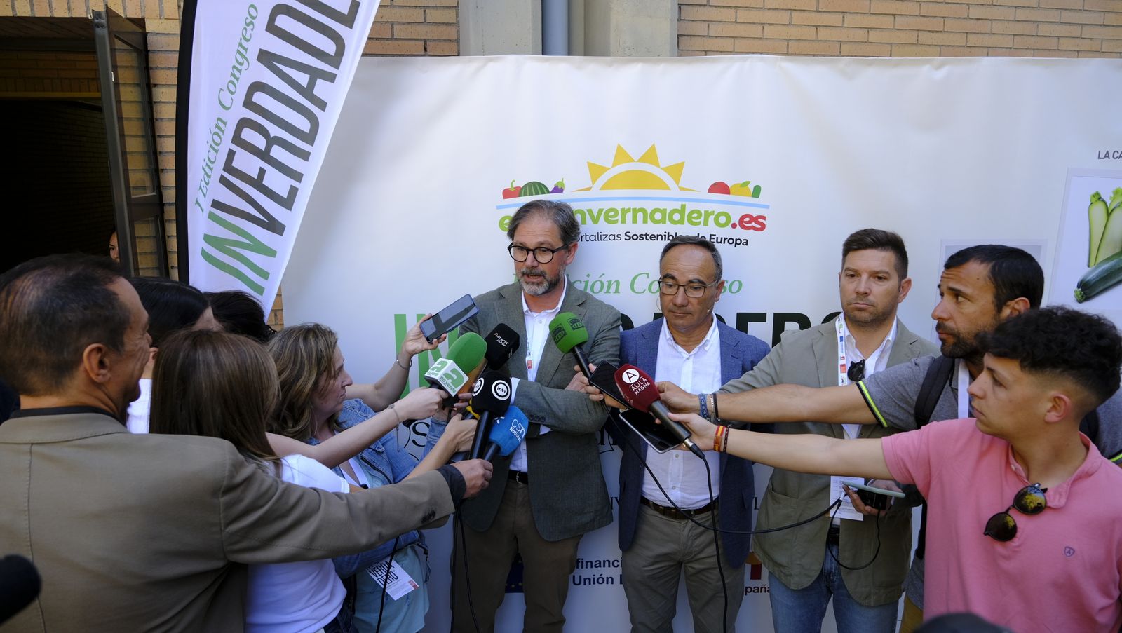 Imágenes de las jornadas sobre invernaderos de Hortispaña en la Universidad de Almería