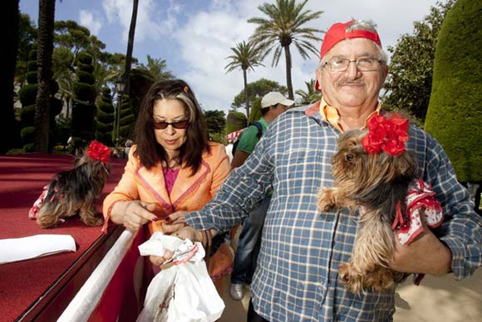 Más de 500 perros participaron en el evento, que contó con una exhibición de las Fuerzas del Orden


Foto: Lourdes de Vicente