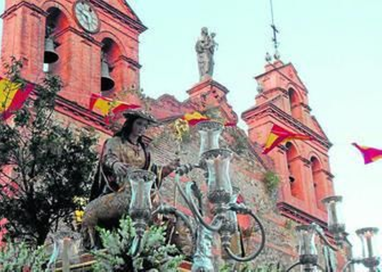 La imagen de la Divina Pastora, durante una de sus salidas procesionales.