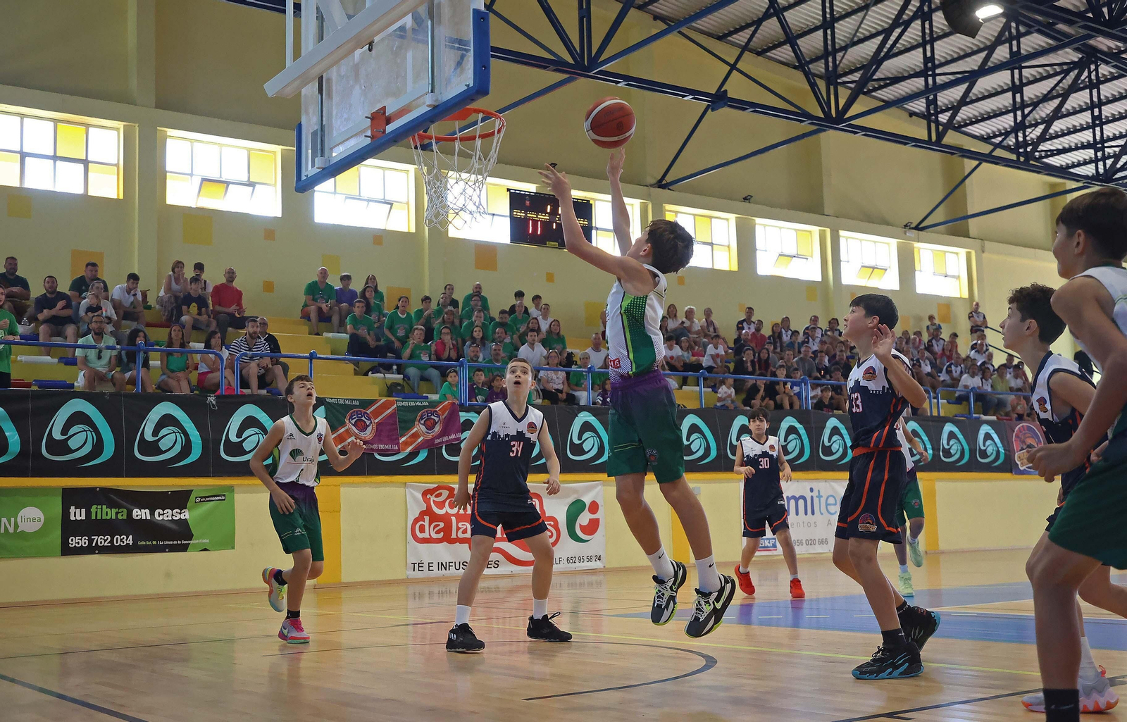 Fotos de la final del Cadeba minibasket masculino en La Línea