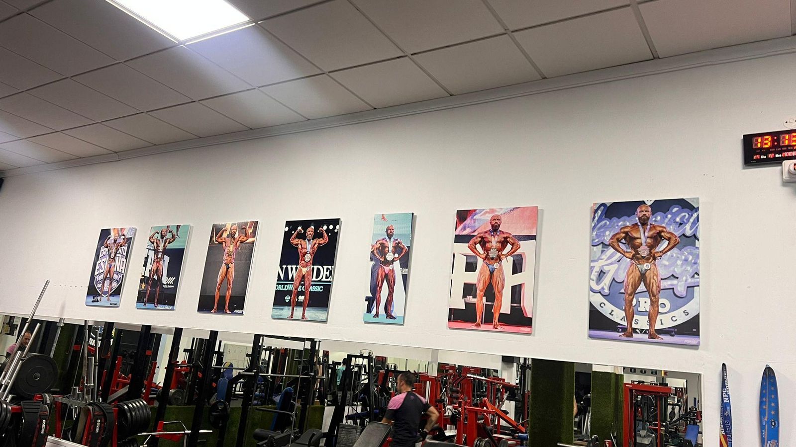 El gimnasio de 'Sandu' y su mujer Alina, South Beach, ubicado en el municipio en el que residen.