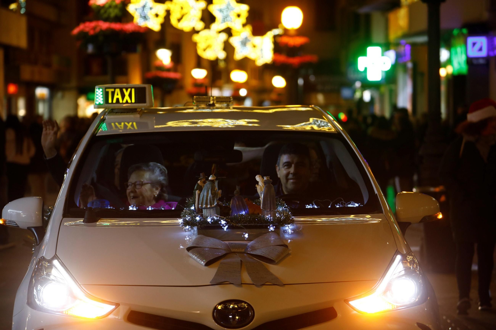 Las fotos del Paseo de la Ilusión de los mayores de Córdoba